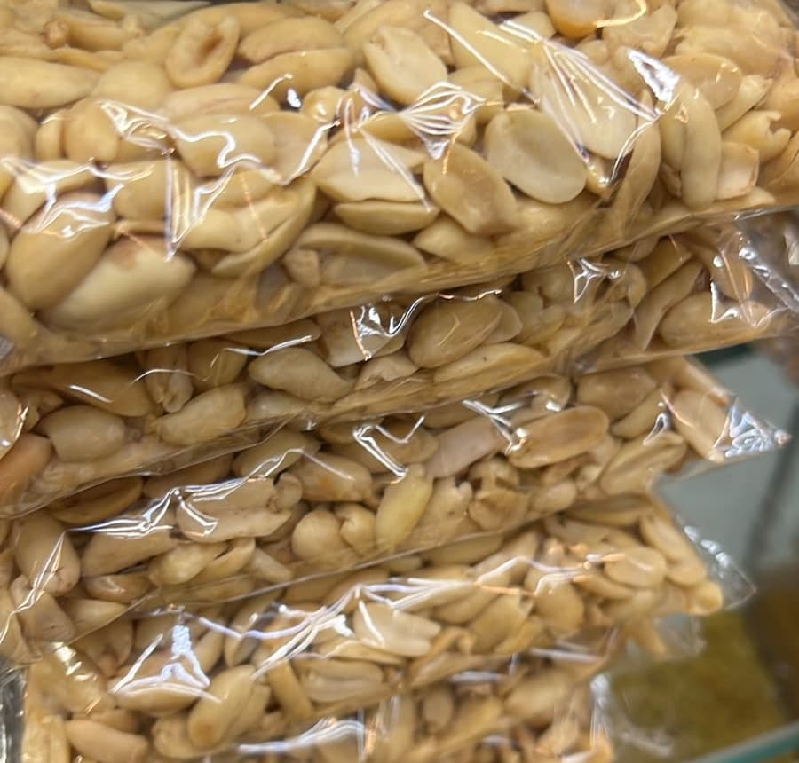 Packs of BM moongphali dana, peanut kernels